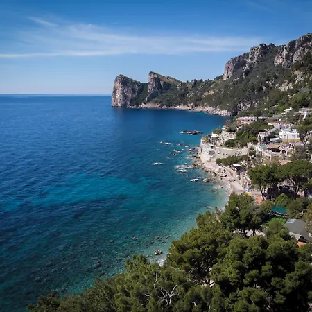 Villaggio Nettuno 2* Massa Lubrense