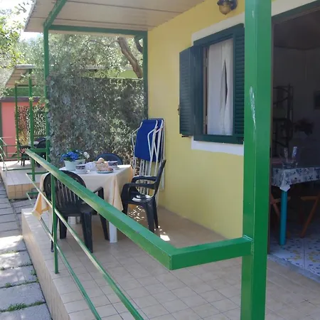 Campsite Villaggio Nettuno 3*