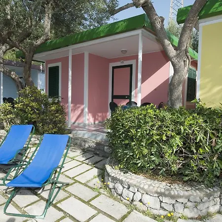 Villaggio Nettuno 3*